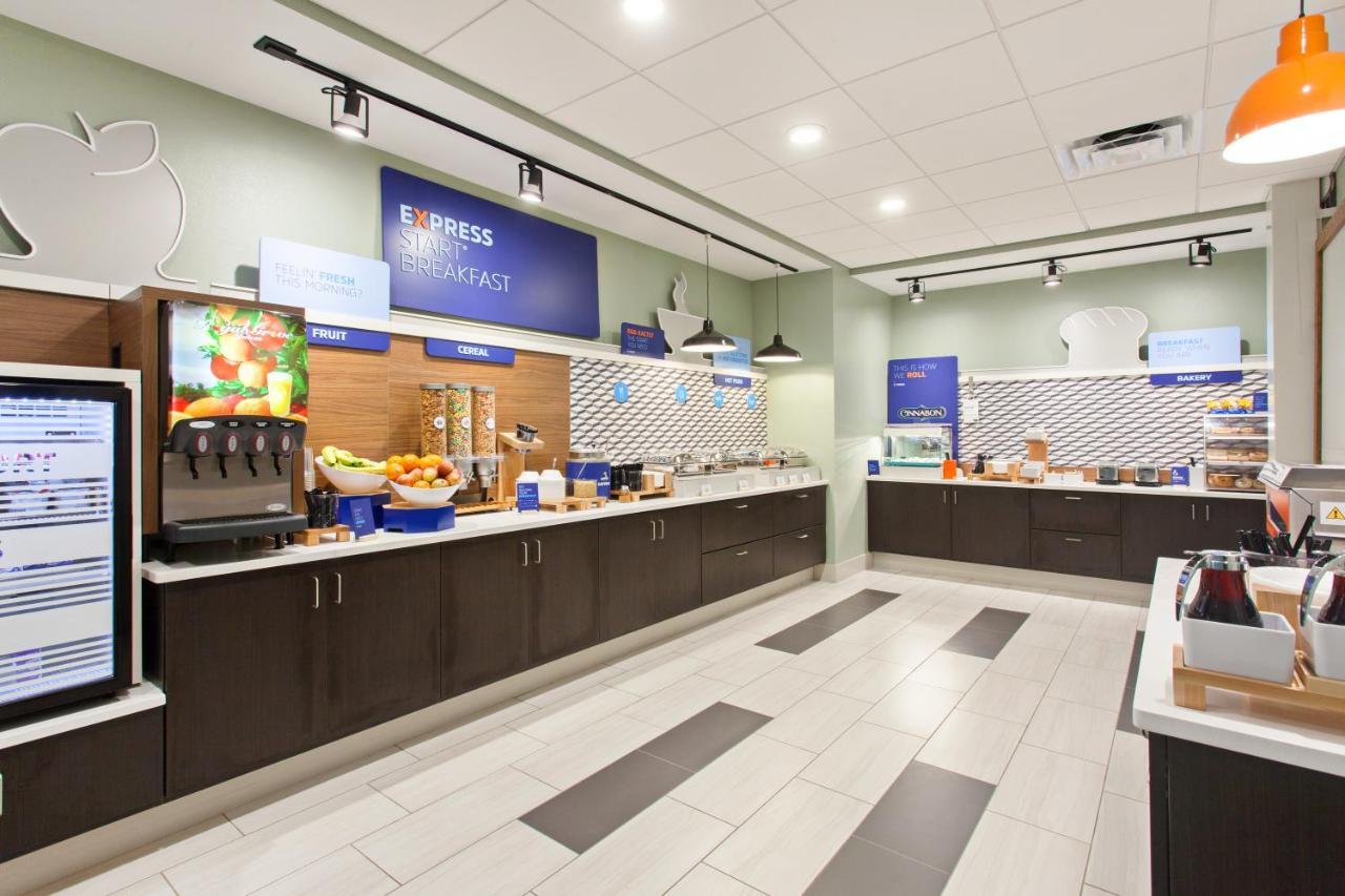 Holiday Inn Express & Suites - Moses Lake By Ihg Buitenkant foto
