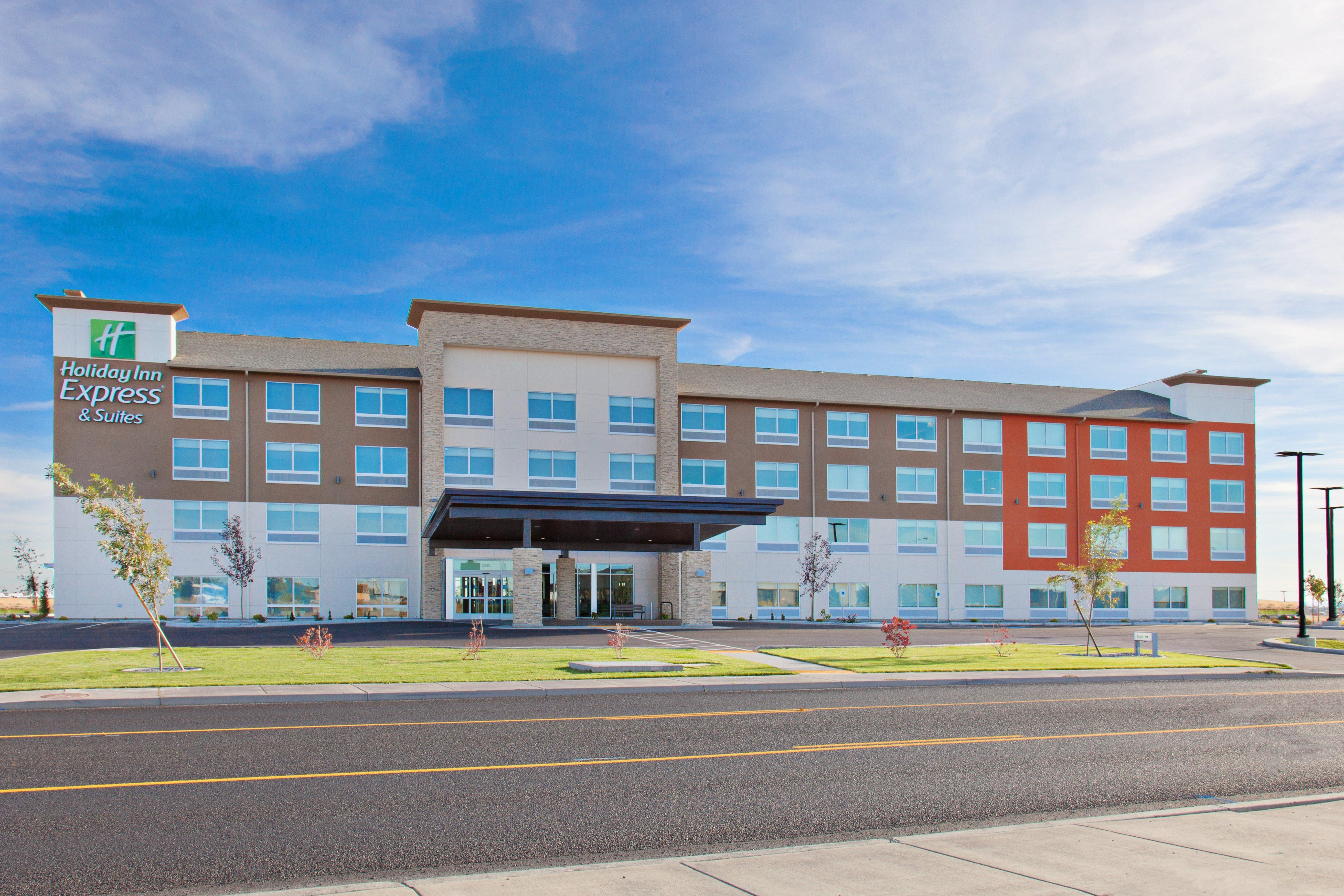 Holiday Inn Express & Suites - Moses Lake By Ihg Buitenkant foto