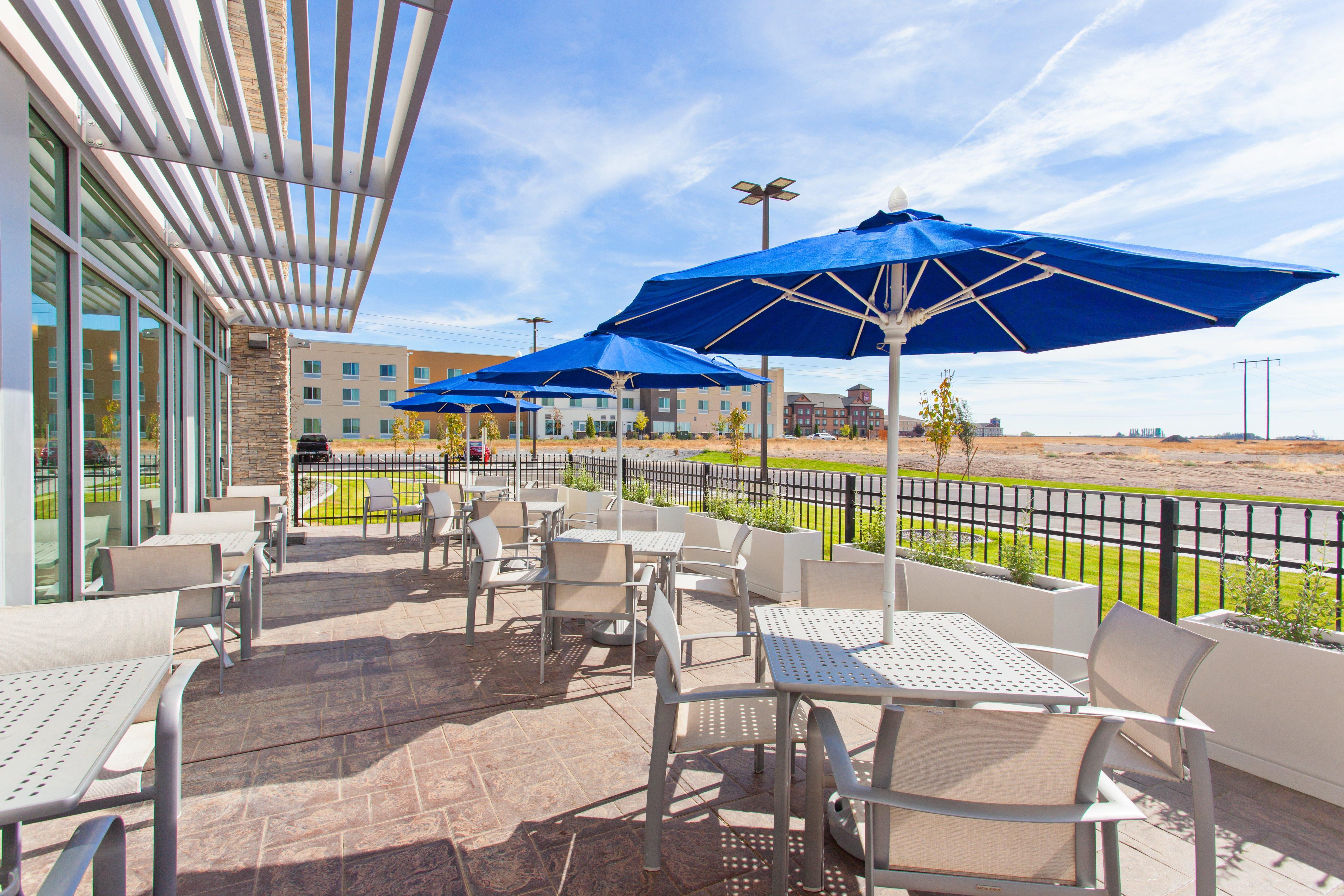 Holiday Inn Express & Suites - Moses Lake By Ihg Buitenkant foto
